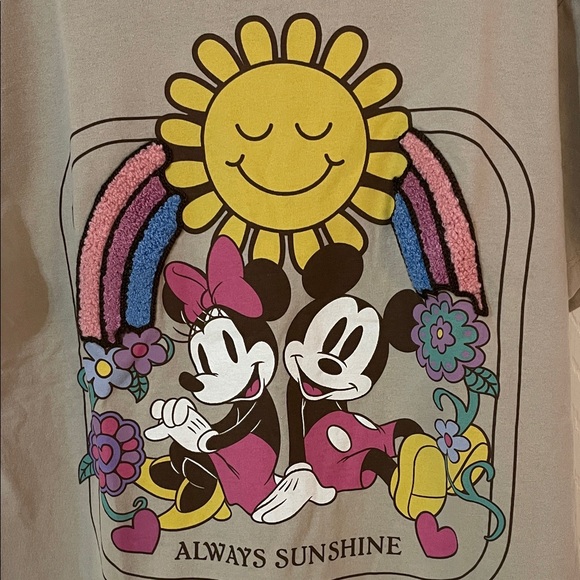 Disney Child’s T-Shirt Mickey Minnie Graphic Large - Picture 5 of 7